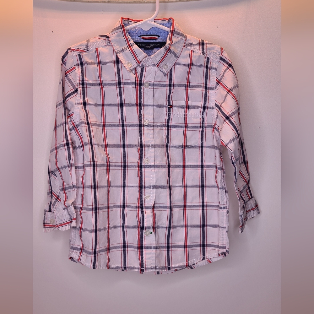 25-3-342 Tommy Hilfiger Red and Blue Casual Button Down Shirt Size 3T NWOT